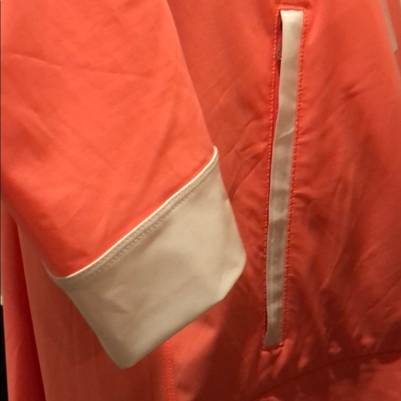 Lululemon sun showers jacket - Picture 3 of 6